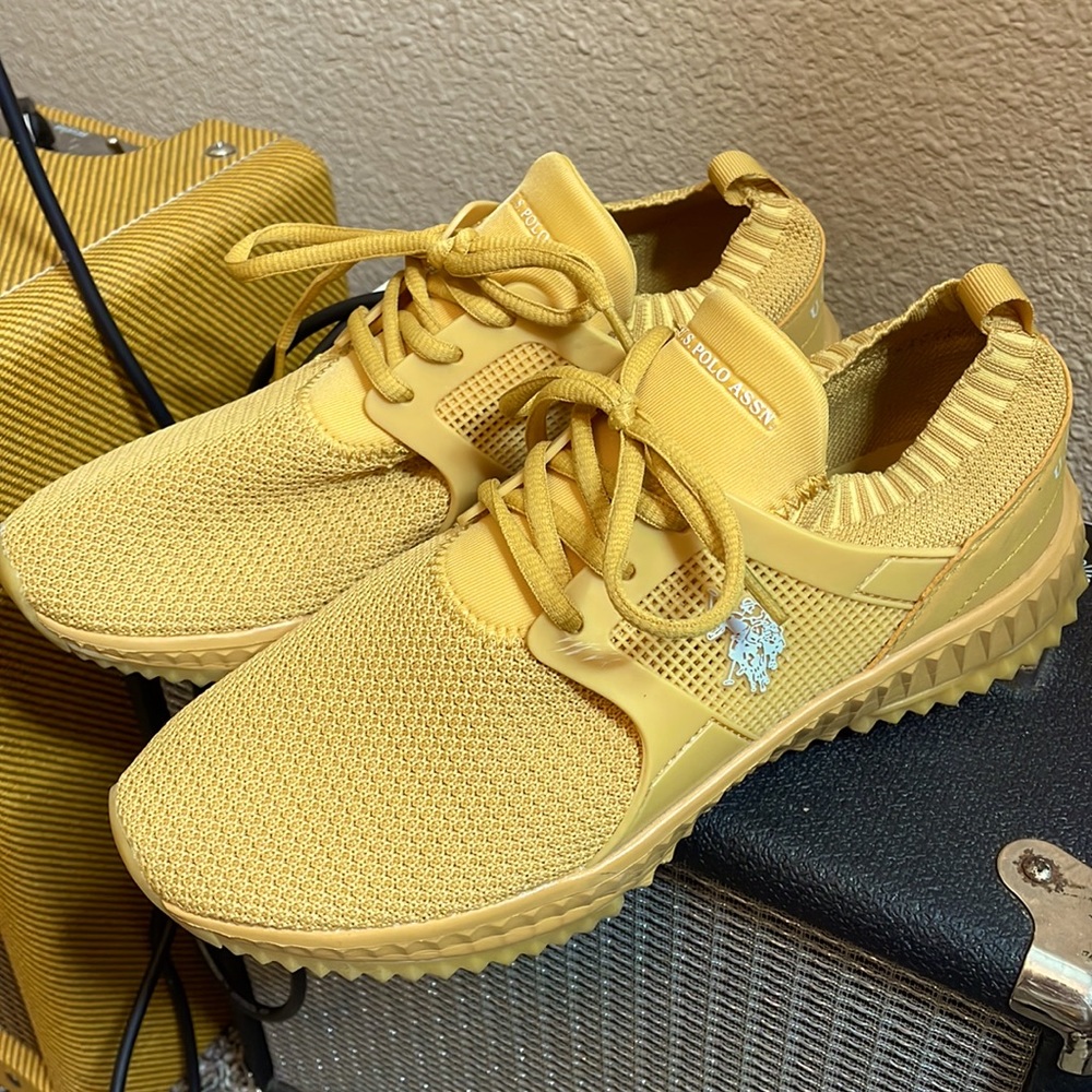 U.S. Polo Assn. stretchy sneakers